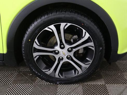 Used 2019 Chevrolet Bolt Premier w/ Infotainment Package image 23