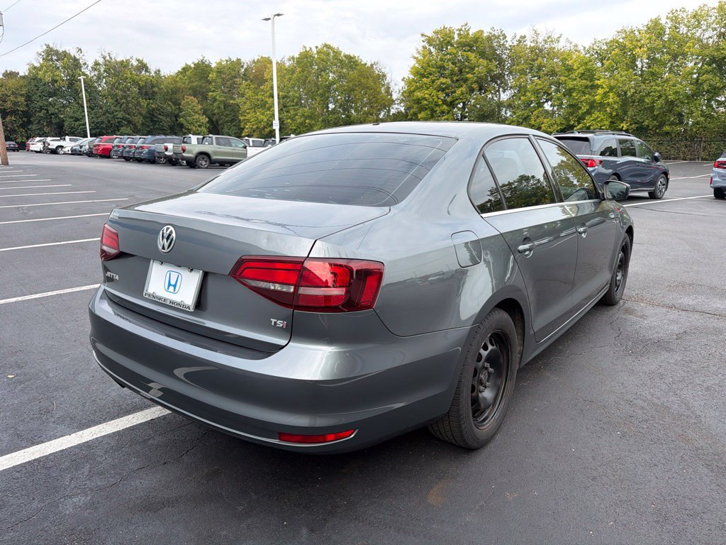 Used 2017 Volkswagen Jetta S w/ Jetta S Cold Weather Package FWD image 5