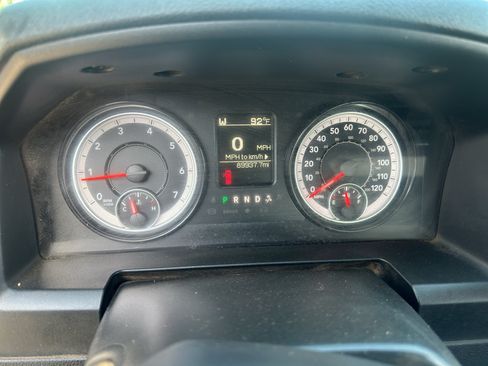 Used 2022 RAM 1500 Tradesman w/ Chrome Appearance Group AWD/4WD image 19
