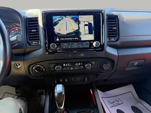Used 2022 Nissan Frontier PRO-4X image 20