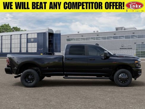 New 2026 RAM 3500 Big Horn AWD/4WD image 22