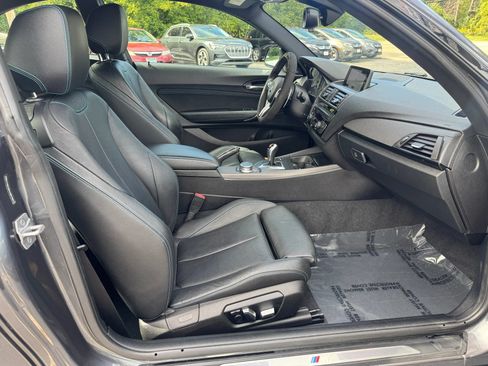 Used 2017 BMW M2 RWD image 17