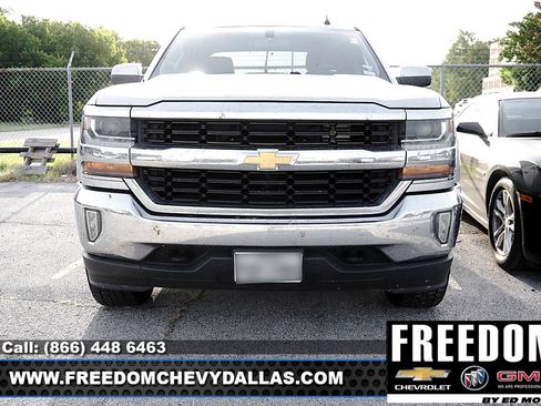 Used 2018 Chevrolet Silverado 1500 LT w/ Texas Edition AWD/4WD image 3