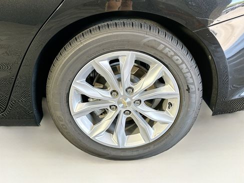 Used 2023 Chevrolet Malibu LT w/ Driver Confidence Package image 11