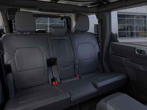 New 2025 Ford Bronco Badlands w/ Sasquatch Package image 11