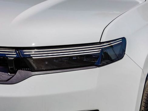 New 2026 Jeep Grand Wagoneer Limited AWD/4WD image 5