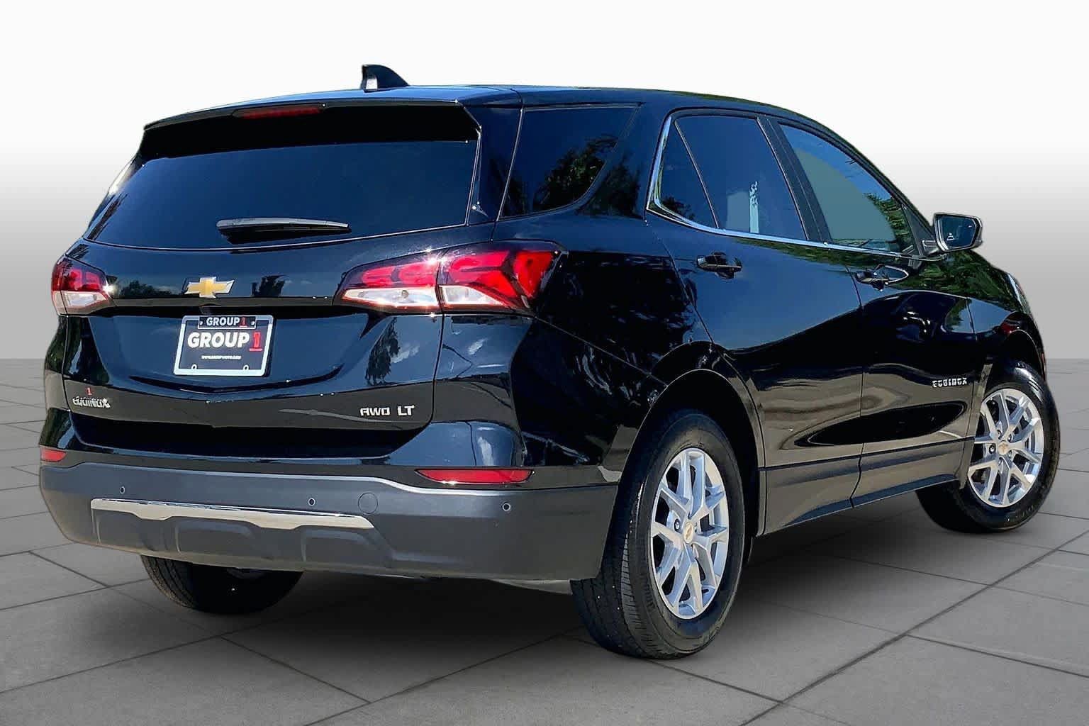 Used 2024 Chevrolet Equinox LT AWD/4WD image 13
