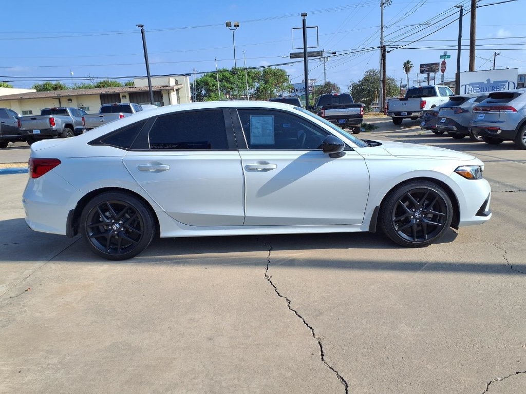 Used 2023 Honda Civic Sport image 9