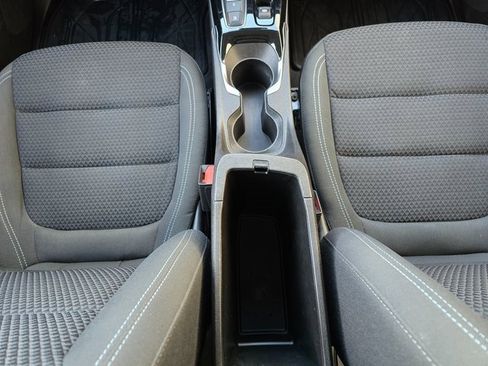 Used 2023 Chevrolet Bolt EUV LT w/ Comfort Package image 26