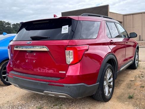 Used 2020 Ford Explorer XLT w/ Equipment Group 202A RWD image 5