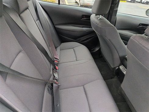 Certified 2025 Toyota Corolla LE image 11