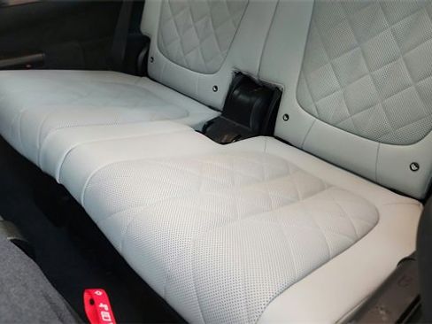 Used 2026 BMW X7 xDrive40i image 55