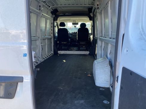Used 2023 RAM ProMaster 3500 w/ Driver Convenience Group image 9