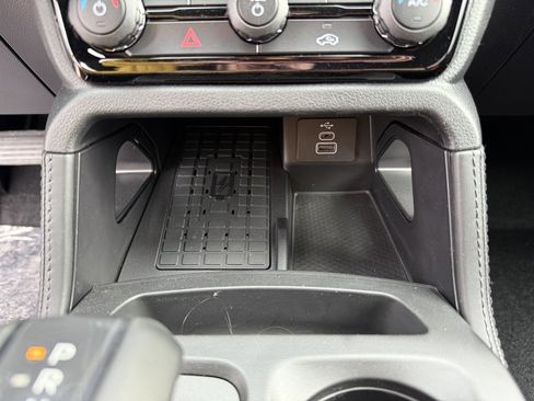 New 2025 Ford Ranger Raptor image 23