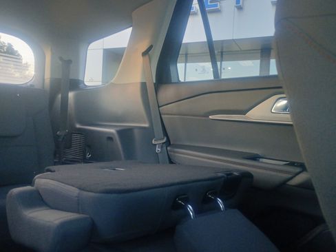 Certified 2025 Ford Explorer Active image 33