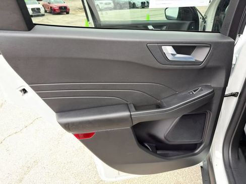 Used 2024 Ford Escape ST-Line w/ Tech Pack #1 AWD/4WD image 19