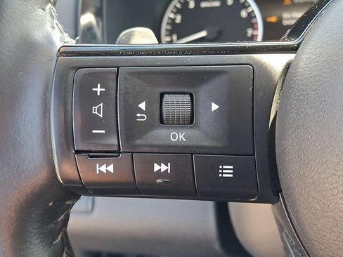 Used 2022 Nissan Pathfinder SL w/ SL Black Package AWD/4WD image 20