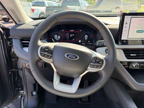 New 2026 Ford Explorer Active RWD image 15