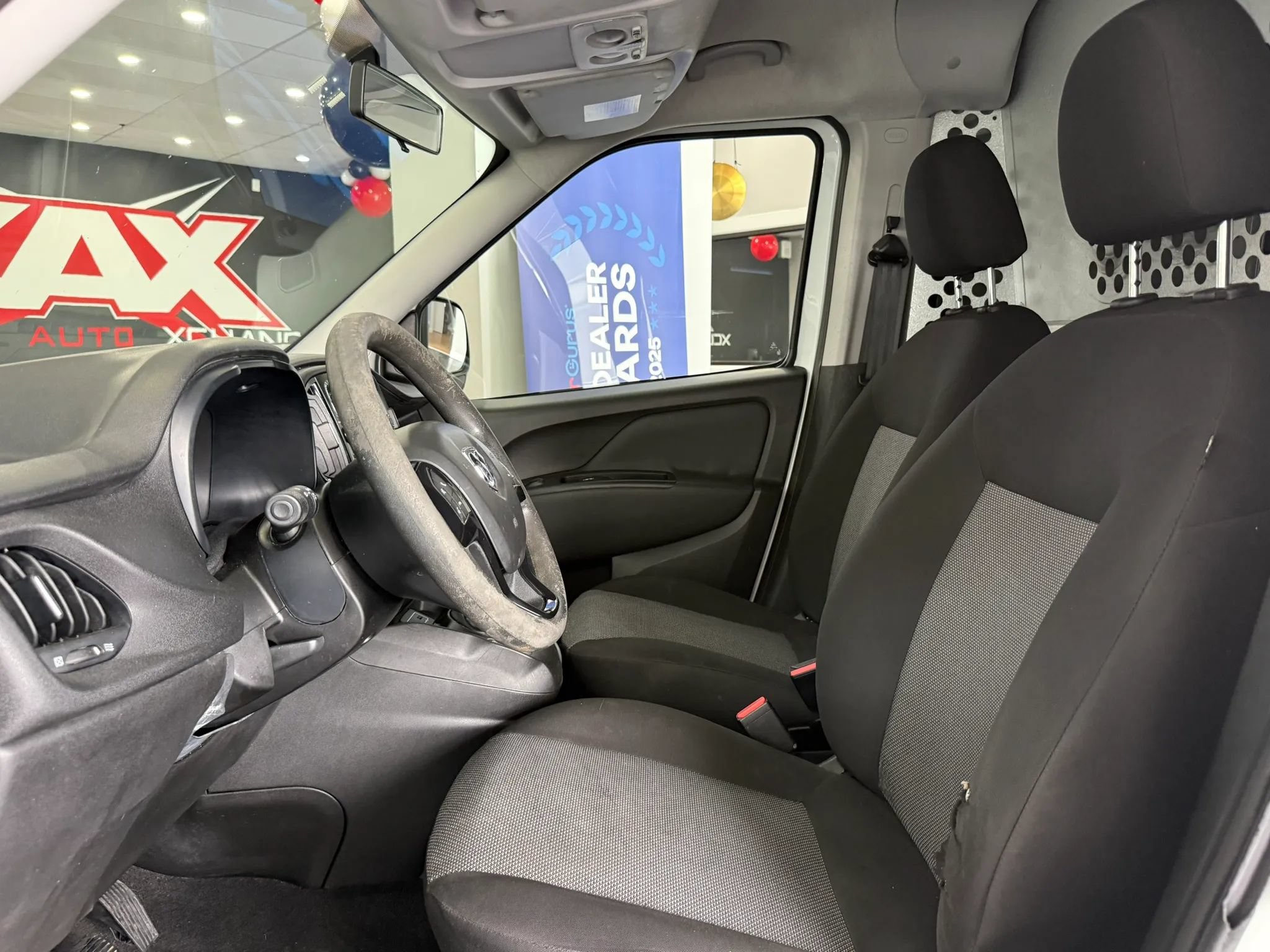 Used 2019 RAM ProMaster City Tradesman FWD image 7