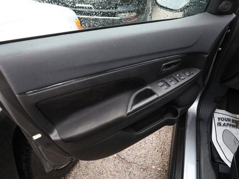 Used 2014 Mitsubishi Outlander Sport ES image 15