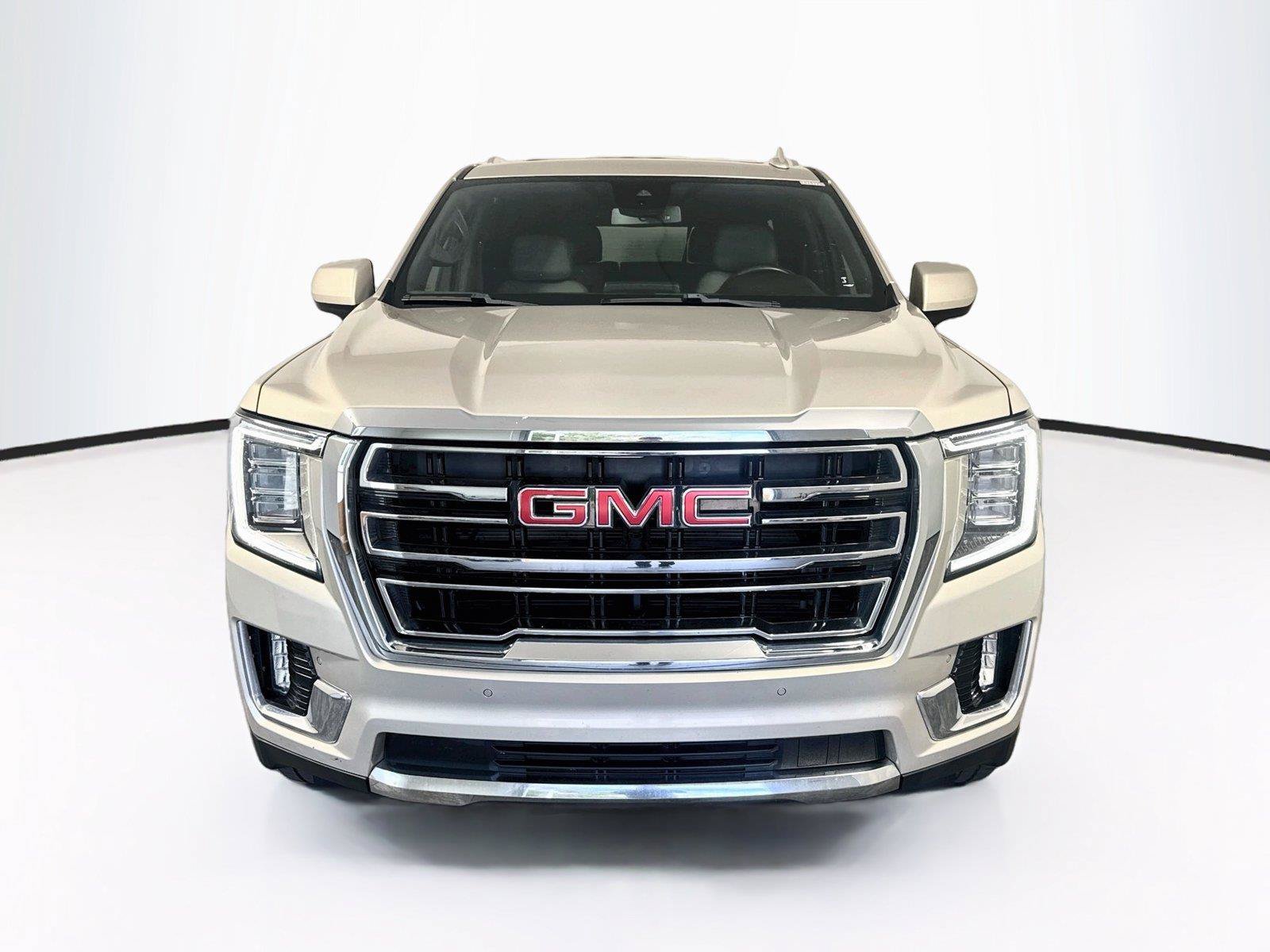 Used 2023 GMC Yukon SLT AWD/4WD image 9