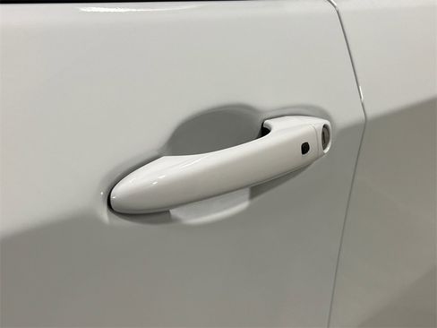 New 2025 Jeep Compass Latitude w/ Convenience Group image 11