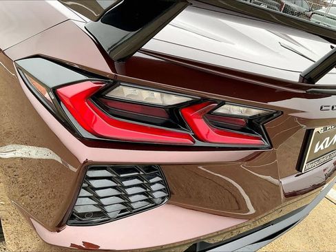 Used 2023 Chevrolet Corvette Stingray Premium Conv w/ Z51 Performance Package image 28