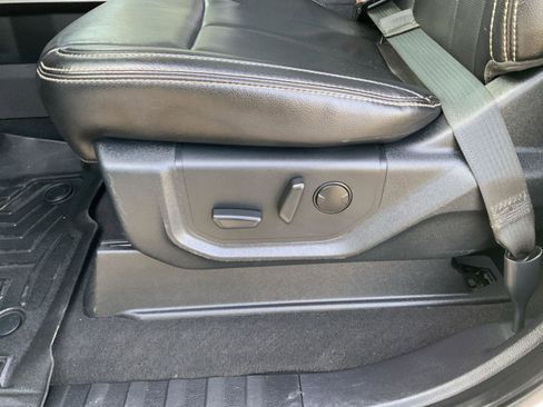 Used 2021 Ford F250 Lariat w/ Lariat Ultimate Package image 30