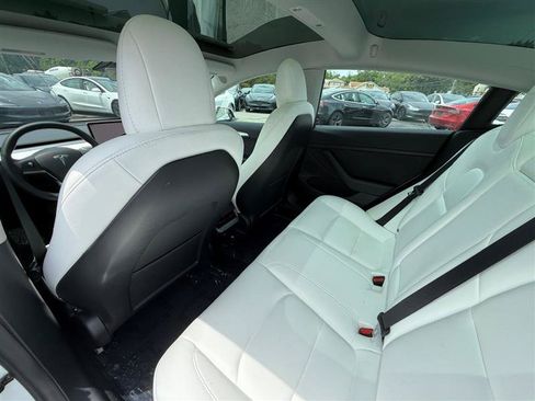Used 2023 Tesla Model 3 Standard Range RWD image 14