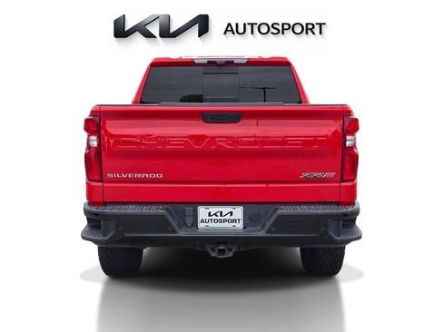 Used 2022 Chevrolet Silverado 1500 ZR2 w/ Technology Package AWD/4WD image 9