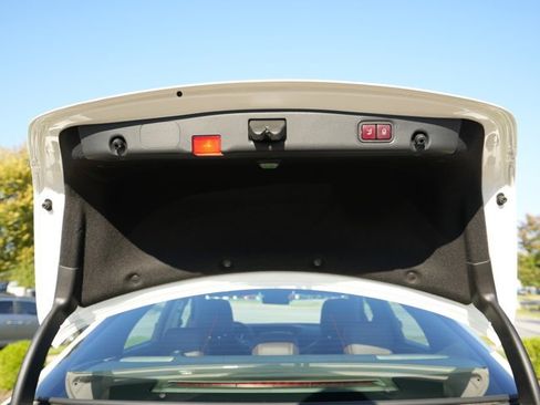 Certified 2019 Mercedes-Benz E 300 4MATIC image 18