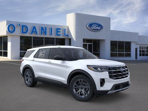 New 2026 Ford Explorer Active w/ Active Comfort Package AWD/4WD image 1