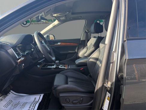 Used 2023 Audi Q5 e Prestige image 9