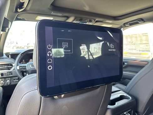 New 2026 GMC Yukon XL Denali w/ Denali Reserve Package image 26