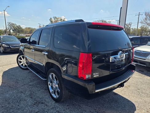 Used 2012 Cadillac Escalade 2WD image 5