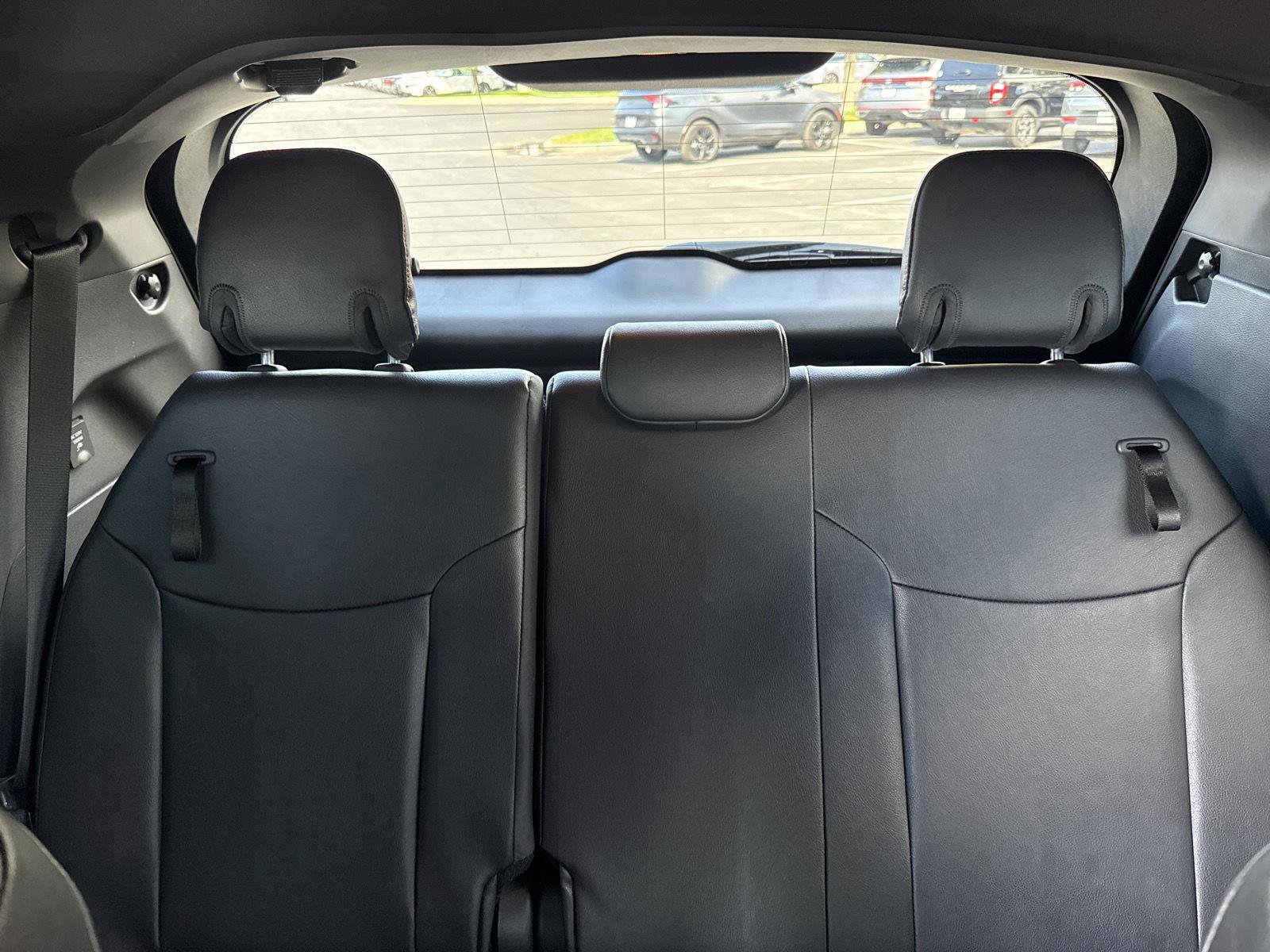 Used 2024 Toyota Sienna XSE w/ XSE Premium Package FWD image 24