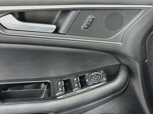 Used 2020 Ford Edge SEL w/ Convenience Package AWD/4WD image 17