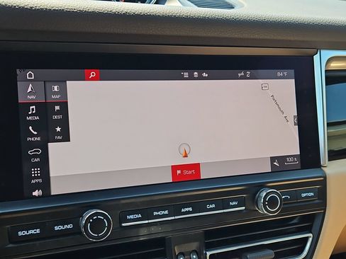 Certified 2020 Porsche Macan S AWD/4WD image 18