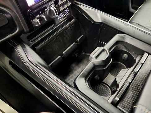 Used 2024 RAM 2500 Limited image 17