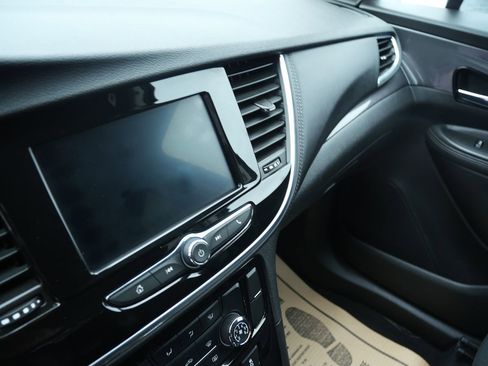 Used 2022 Buick Encore Preferred w/ Safety Package image 13