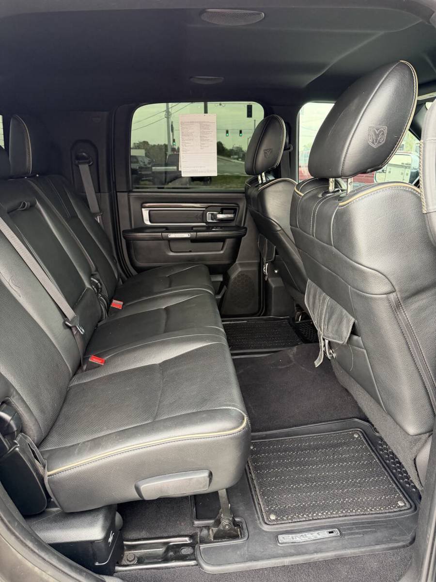 Used 2017 RAM 3500 Laramie Longhorn AWD/4WD image 11