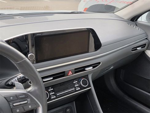 Used 2023 Hyundai Sonata Limited image 7