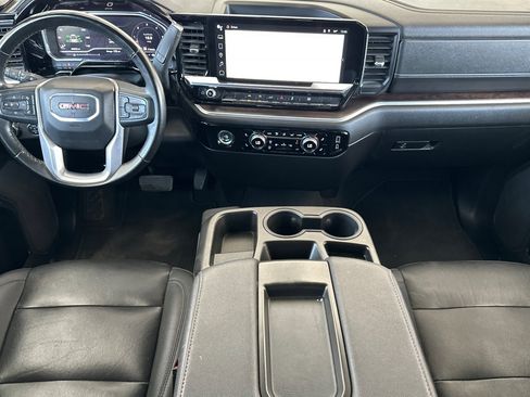 Used 2024 GMC Sierra 1500 SLT image 14