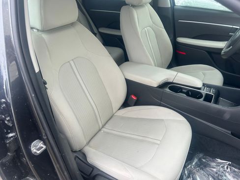 Used 2025 Hyundai Sonata SEL image 37