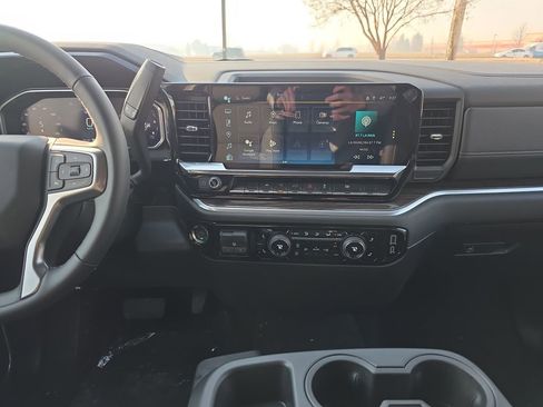 New 2026 Chevrolet Silverado 1500 LT image 17