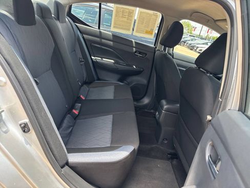 Used 2025 Nissan Versa SV FWD image 23