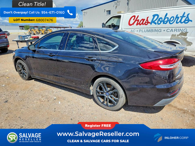 Used 2019 Ford Fusion SE w/ Equipment Group 151A FWD image 3