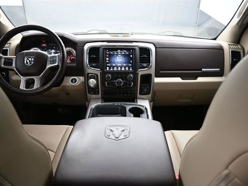 Used 2017 RAM 1500 Laramie w/ Convenience Group image 12