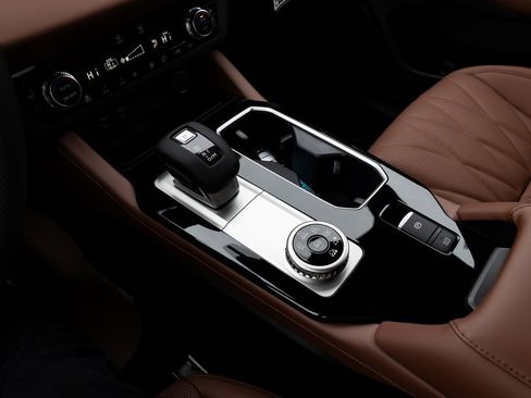 New 2026 Mitsubishi Outlander SEL image 16