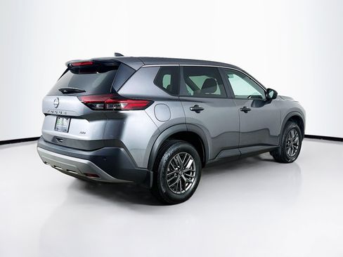 Used 2023 Nissan Rogue S AWD/4WD image 9